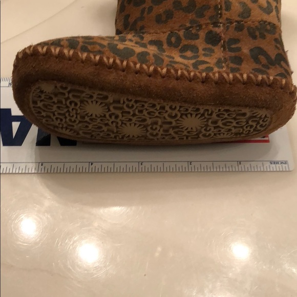 Infant/Baby/UGG - Picture 4 of 5
